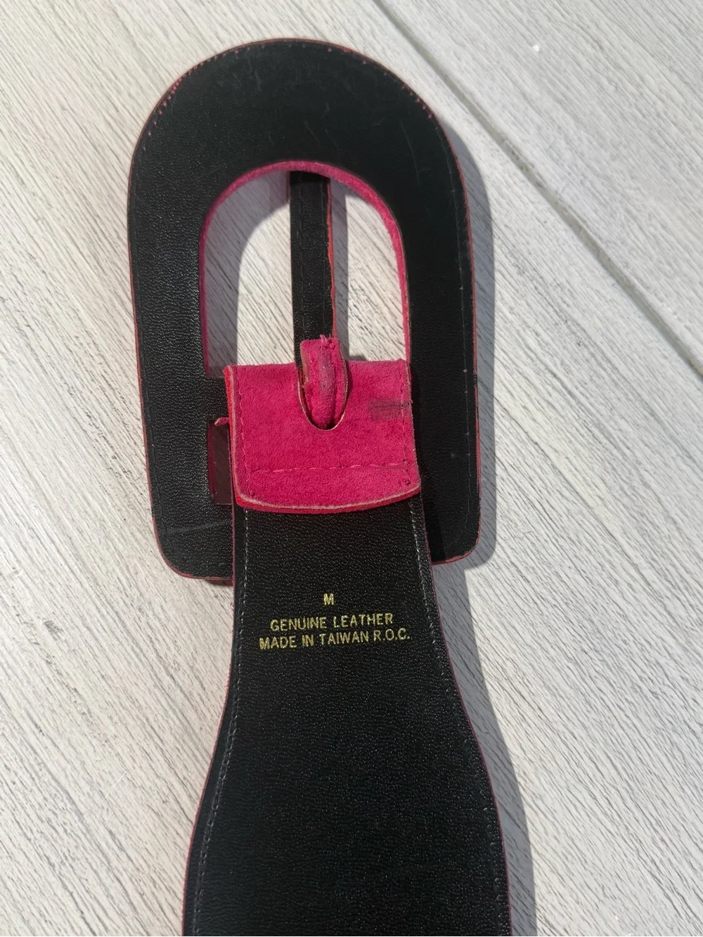 Vintage 80s EXPRESS Women’s Fuchsia Pink 3” Wide Suede Belt Disco 1980s Size M